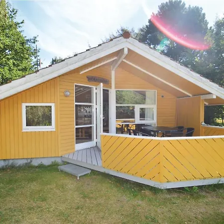 2 Bedroom Amazing In Nakskov * Kappel